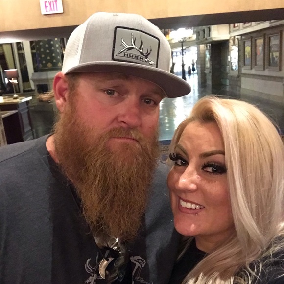 Meet your Posher, Jessica - Picture 1 of 1